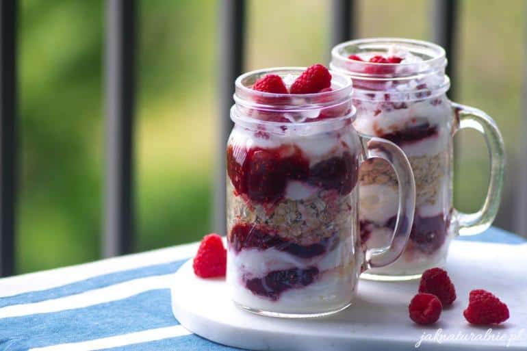 Fit fruit desserts with muesli and yoghurt